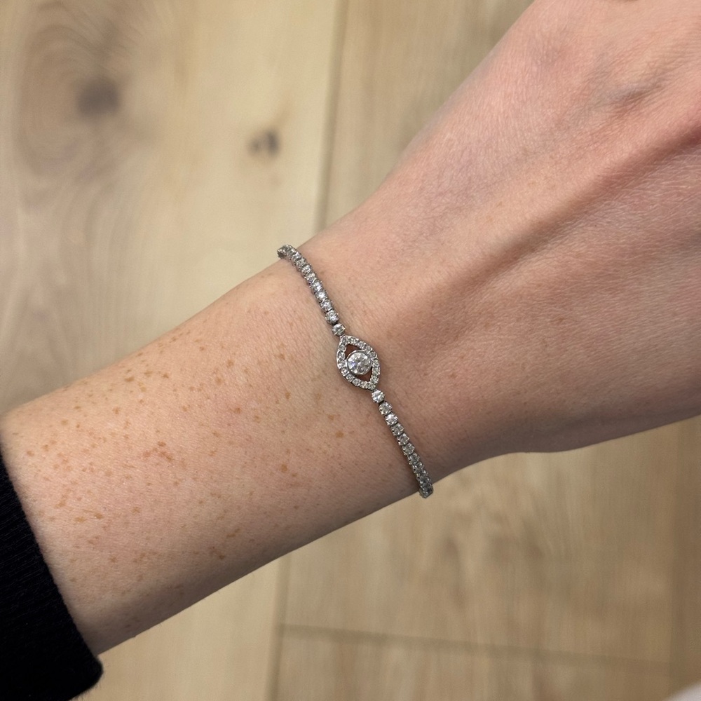 Swarovski Elegant Silver Evil Eye Bracelet with Crystal Accents